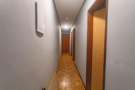 Casa à venda com 400m², 4 quartos e 3 vagasCorredor 
