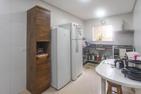Casa à venda com 400m², 4 quartos e 3 vagasCozinha 
