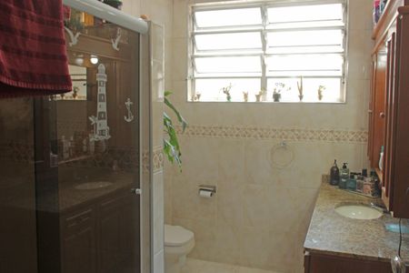 Apartamento para alugar com 100m², 3 quartos e 1 vaga Apartamento para alugar com 100m², 3 quartos e 1 vagaBanheiro