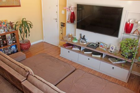 Apartamento para alugar com 100m², 3 quartos e 1 vaga Apartamento para alugar com 100m², 3 quartos e 1 vagaSala