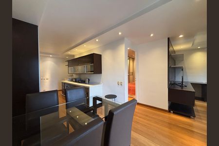 Apartamento para alugar com 58m², 2 quartos e 1 vaga Apartamento para alugar com 58m², 2 quartos e 1 vagaSala/Cozinha
