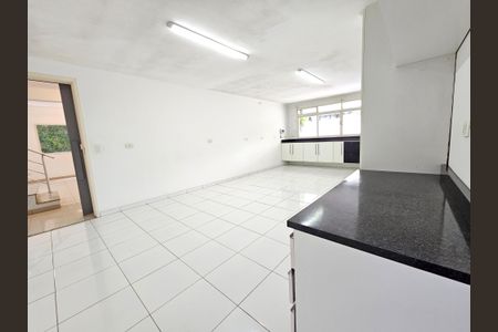 Casa à venda com 480m², 4 quartos e 8 vagasCozinha