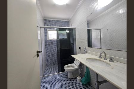 Casa à venda com 480m², 4 quartos e 8 vagasBanheiro