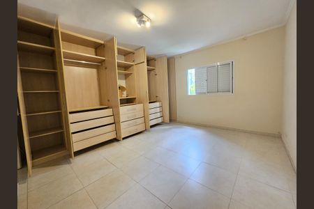 Casa à venda com 480m², 4 quartos e 8 vagasQuarto