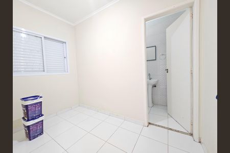 Casa à venda com 480m², 4 quartos e 8 vagasQuarto de Serviço