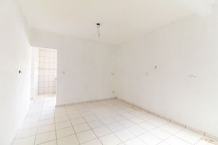 Sala de casa para alugar com 2 quartos, 120m² em Parque Guarani, São Paulo