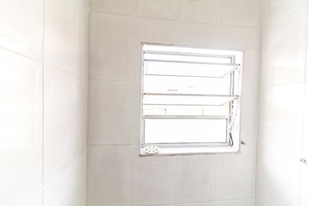 Casa para alugar com 120m², 2 quartos e 1 vaga Casa para alugar com 120m², 2 quartos e 1 vagaBanheiro 2