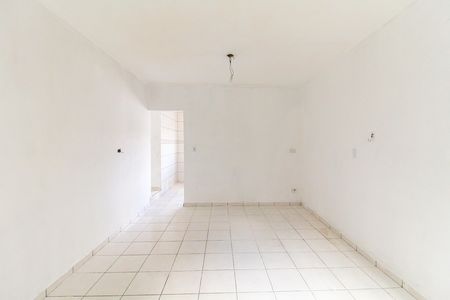 Casa para alugar com 120m², 2 quartos e 1 vaga Casa para alugar com 120m², 2 quartos e 1 vagaSala