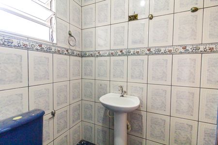 Casa para alugar com 120m², 2 quartos e 1 vaga Casa para alugar com 120m², 2 quartos e 1 vagaBanheiro 1