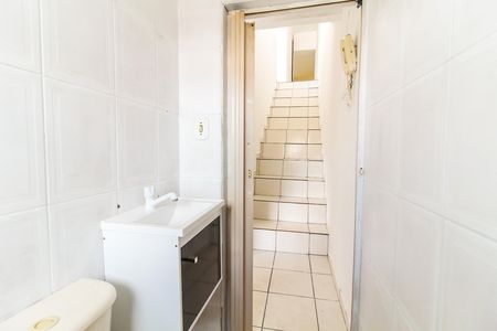 Casa para alugar com 120m², 2 quartos e 1 vaga Casa para alugar com 120m², 2 quartos e 1 vagaBanheiro 2