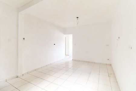 Sala de casa para alugar com 2 quartos, 120m² em Parque Guarani, São Paulo