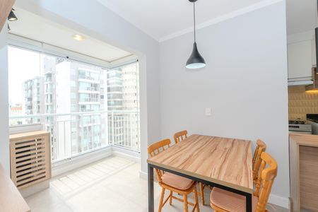Varanda da Sala de apartamento para alugar com 2 quartos, 52m² em Liberdade, São Paulo