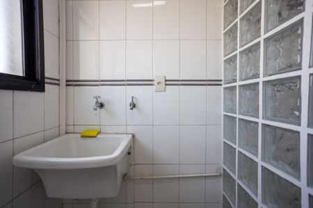Apartamento à venda com 52m², 2 quartos e 1 vaga Apartamento à venda com 52m², 2 quartos e 1 vagaÁrea de Serviço