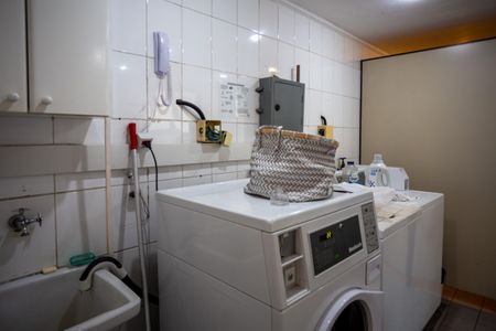 Apartamento à venda com 52m², 2 quartos e 1 vaga Apartamento à venda com 52m², 2 quartos e 1 vagaLavanderia