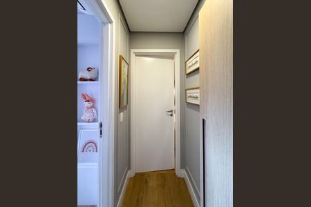 Apartamento à venda com 95m², 2 quartos e 2 vagasCorredor