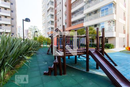 Apartamento à venda com 95m², 2 quartos e 2 vagasÁrea comum - Playground