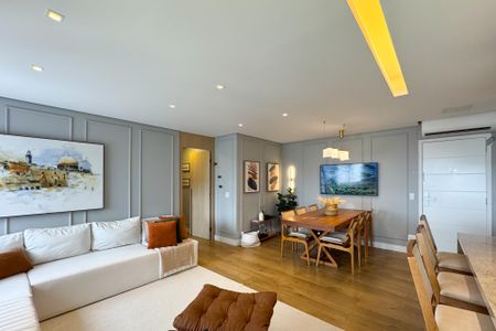 Apartamento à venda com 95m², 2 quartos e 2 vagasSala