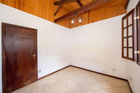 Casa à venda com 272m², 4 quartos e 4 vagas Casa à venda com 272m², 4 quartos e 4 vagasQuarto 2