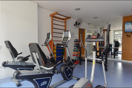 Apartamento para alugar com 30m², 1 quarto e 1 vaga Apartamento para alugar com 30m², 1 quarto e 1 vagaAcademia