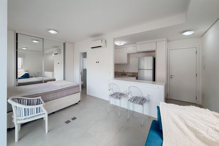Apartamento para alugar com 35m², 1 quarto e 1 vagaSala/Quarto