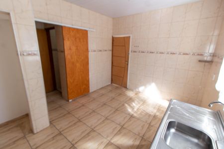 Casa para alugar com 300m², 2 quartos e 3 vagasCozinha