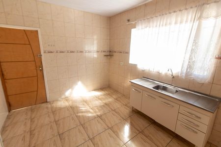 Casa para alugar com 300m², 2 quartos e 3 vagasCozinha