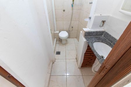 Casa para alugar com 300m², 2 quartos e 3 vagasEdícula 