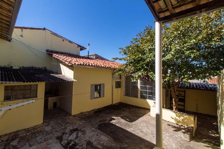 Casa para alugar com 300m², 2 quartos e 3 vagasÁrea de serviço