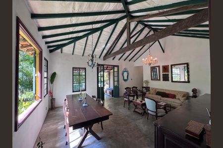 Sala de casa de condomínio à venda com 2 quartos, 135m² em Vargem Grande, Rio de Janeiro