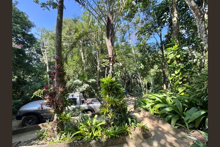 Casa de condomínio à venda com 135m², 2 quartos e 4 vagasÁrea externa