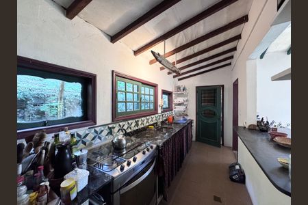 Casa de condomínio à venda com 135m², 2 quartos e 4 vagasCozinha