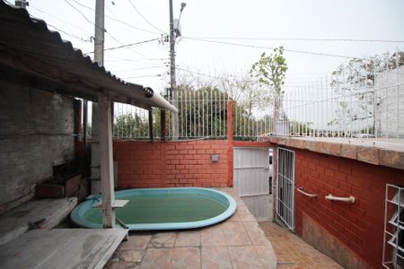 Casa à venda com 52m², 2 quartos e 2 vagasQuintal