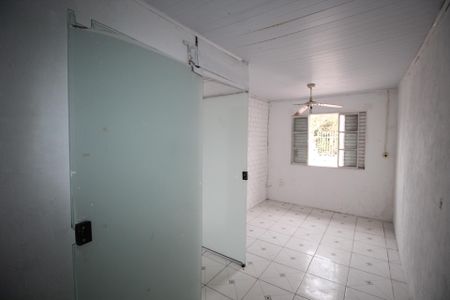 Casa à venda com 52m², 2 quartos e 2 vagasQuarto 1