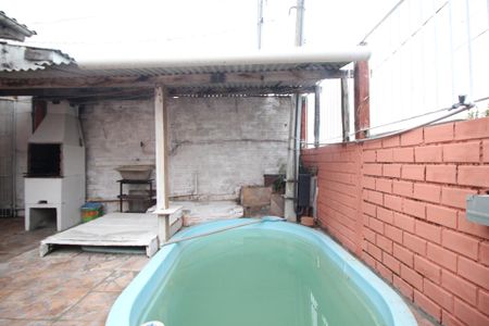 Casa à venda com 52m², 2 quartos e 2 vagasPiscina