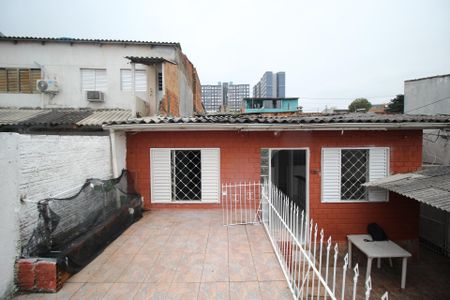 Casa à venda com 52m², 2 quartos e 2 vagasQuintal