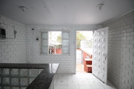 Casa à venda com 52m², 2 quartos e 2 vagasSala/Cozinha