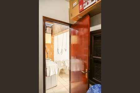 Casa à venda com 190m², 4 quartos e 2 vagasBanheiro de Serviço