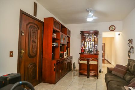 Sala de casa à venda com 4 quartos, 190m² em Vila Campestre, São Paulo