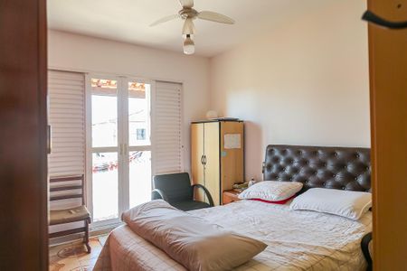 Casa à venda com 190m², 4 quartos e 2 vagasQuarto