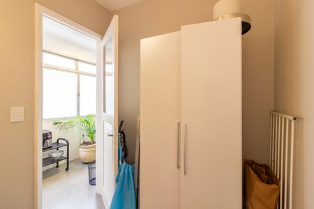 Apartamento à venda com 110m², 3 quartos e 1 vagaÁrea de Serviço