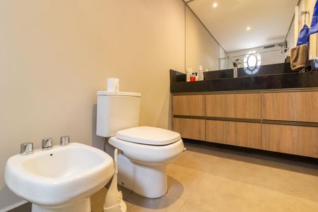 Apartamento à venda com 110m², 3 quartos e 1 vagaBanheiro da Suíte