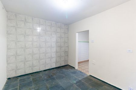 Quarto de casa para alugar com 1 quarto, 50m² em Vila Prudente, São Paulo