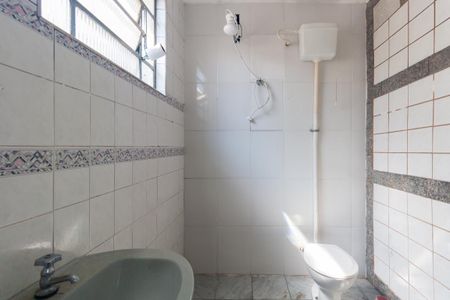 Banheiro de casa para alugar com 1 quarto, 50m² em Vila Prudente, São Paulo