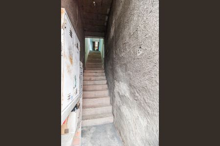 Apartamento para alugar com 60m², 1 quarto e sem vaga Apartamento para alugar com 60m², 1 quarto e sem vagaEscada
