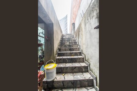 Apartamento para alugar com 60m², 1 quarto e sem vaga Apartamento para alugar com 60m², 1 quarto e sem vagaEscada