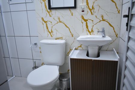 Banheiro de apartamento para alugar com 1 quarto, 24m² em Mirandópolis, São Paulo