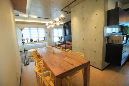 Apartamento à venda com 70m², 1 quarto e 2 vagasSala