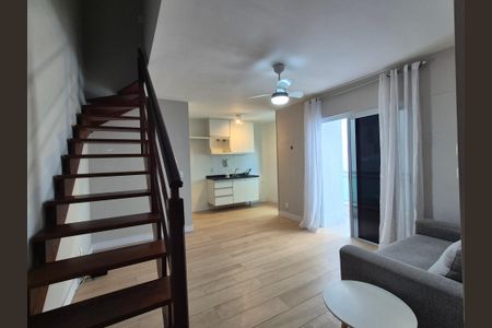 Sala de apartamento para alugar com 2 quartos, 72m² em Recreio dos Bandeirantes, Rio de Janeiro