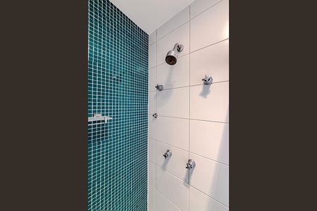Banheiro de kitnet/studio para alugar com 1 quarto, 50m² em Jardim Vila Mariana, São Paulo