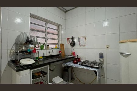 Casa para alugar com 320m², 8 quartos e 2 vagas Casa para alugar com 320m², 8 quartos e 2 vagasCozinha 2